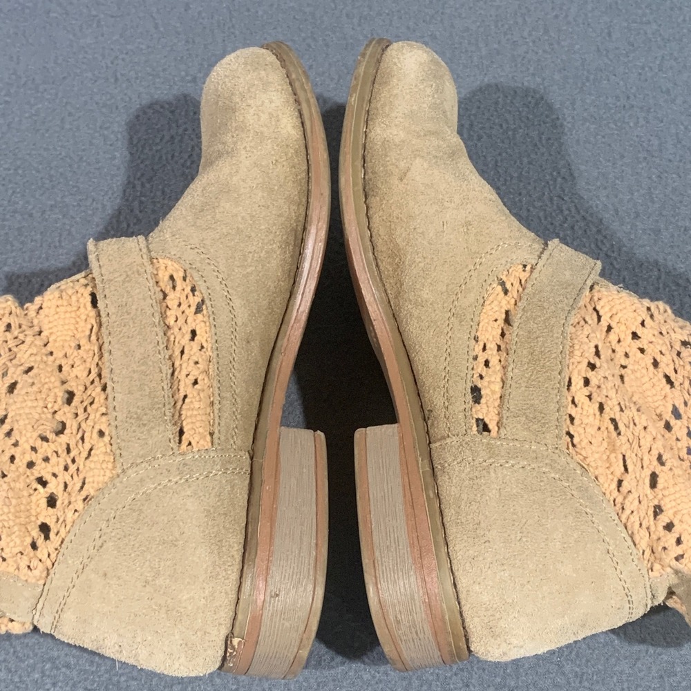Camomilla Tan Suede Crochet Ankle Boots Women US 7.5 Boho Buckle Strap Booties - Picture 7 of 9